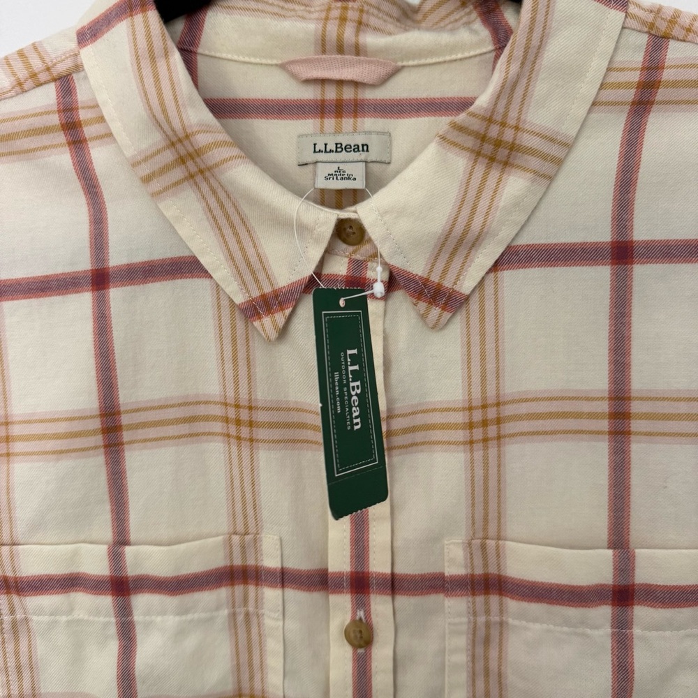 NWT L.L. Bean Women’s Whisper Weight Flannel Button Down, Size Large, Sailcloth - Picture 4 of 7